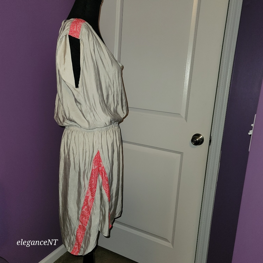 Express Dress with Pink Highlights sz: L NWT - Picture 10 of 12
